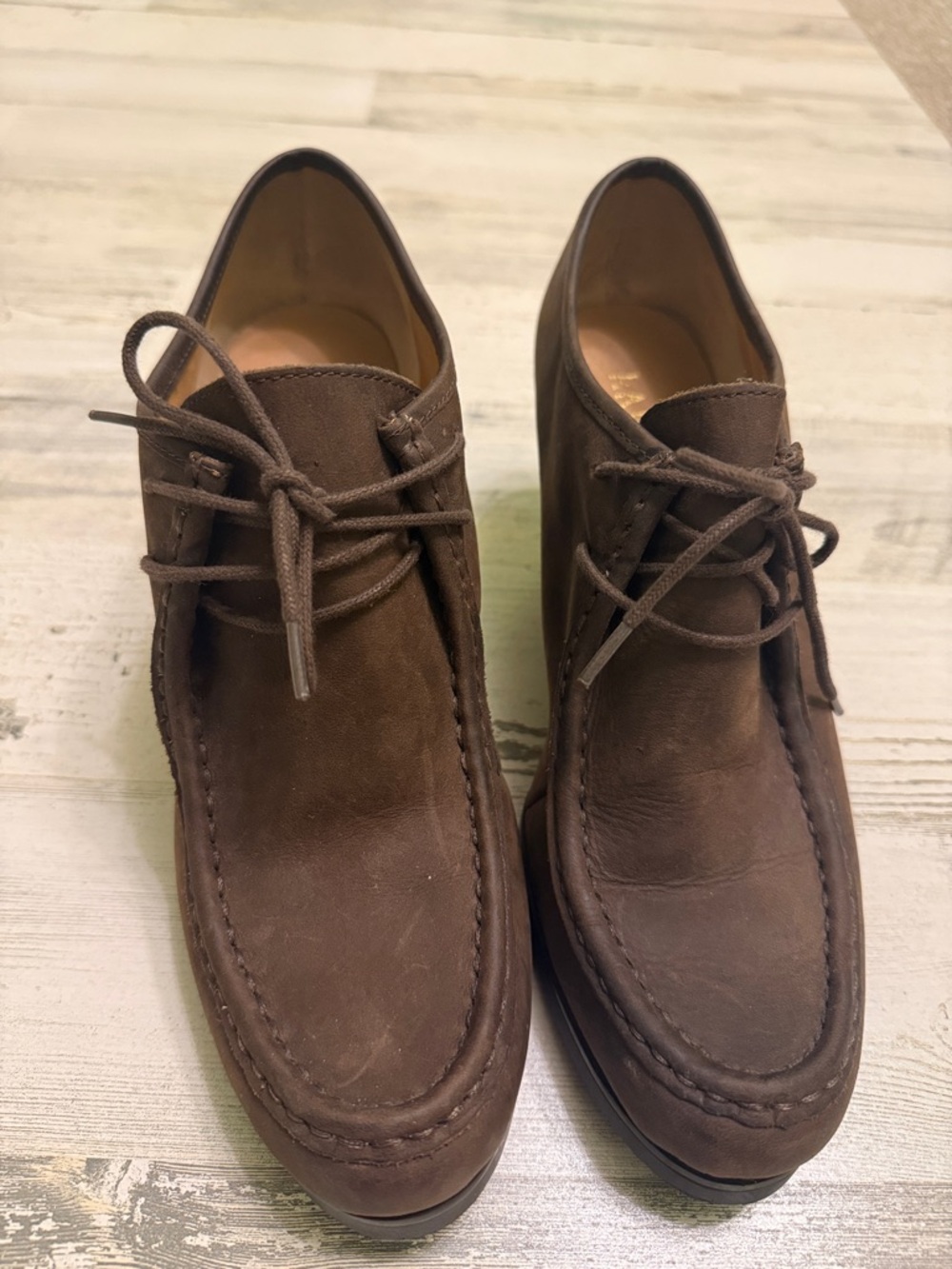 Lauren Ralph Lauren Brown Suede Chukka Boots. Size 11